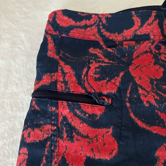 Patagonia Wavefarer Board Shorts Blue Orange All Over Floral Print size 34 - Picture 8 of 14